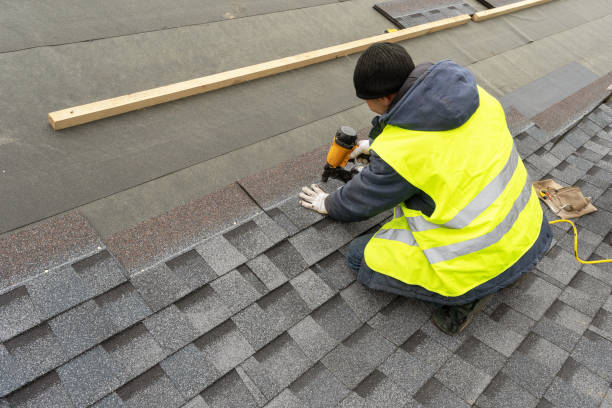 Best Emergency Roof Repair  in Clinton, MI